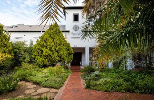 Stellenbosch Central Apartment | Luxury Apartments - Rozenhof Villa