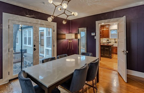 Westfield Apartment | Luxury Apt by Zilker - Pro Kitchen, W/D, Parking