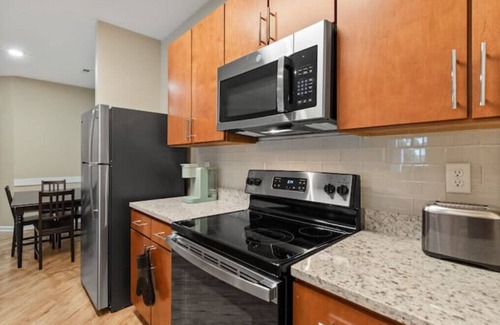 Paw Creek Apartment | Luxury Apt Minutes From Uptown!