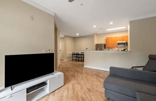 Paw Creek Apartment | Luxury Apt Minutes From Uptown!