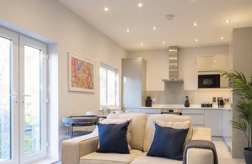 Ascot Apartment | Luxury Ascot Apartment Close To Racecourse No 4