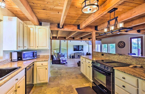 Auberry House | Luxury Auberry Retreat in Sierra National Forest