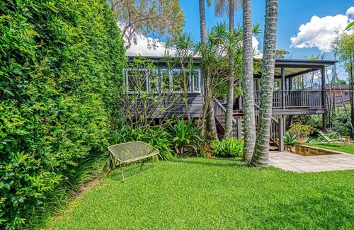 Avalon Beach House | Luxury Avalon Beach house - short walk to beach.