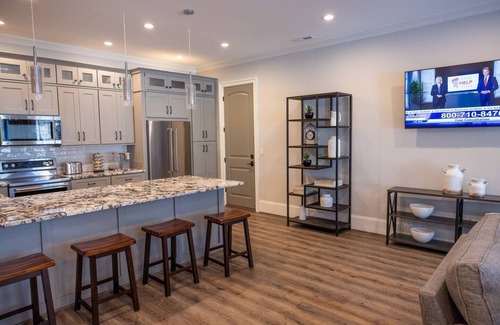 Milton Apartment | Luxury Basement Apartment in Milton, GA