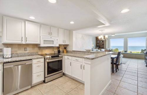 Fernandina Beach Condo | Luxury Beach Front Condo in the Omni Resort Community with seasonally heated pool & panoramic view!