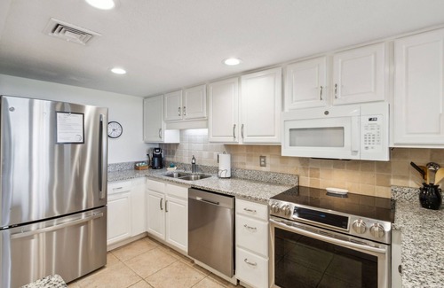 Fernandina Beach Condo | Luxury Beach Front Condo in the Omni Resort Community with seasonally heated pool & panoramic view!