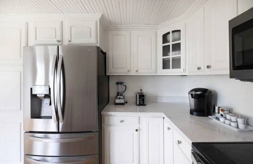 Scarborough House | Luxury Beach House Perfect for Fun Getaway!