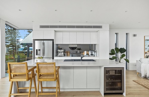 Bulli House | Luxury Beach Retreat @ Bulli.Your Dream Holiday Home