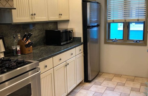 Capitola Apartment | Luxury beach retreat in Capitola Village