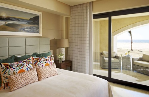 Los Cangrejos II y III Resort | Luxury Beachfront Resort, Golf, Entertainment, and more!