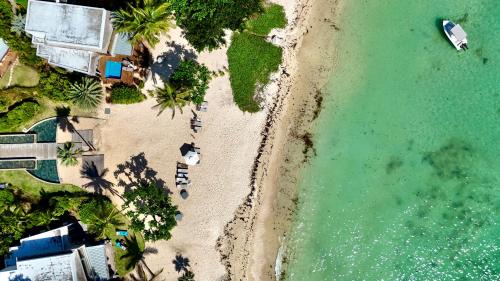La Preneuse Apartment | Luxury Beachfront Apt - Perfect for Beach Lovers