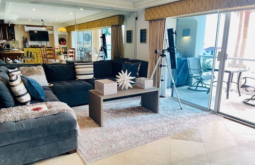 Renee's Condo | Luxury Beachfront Condo at Las Olas Uno