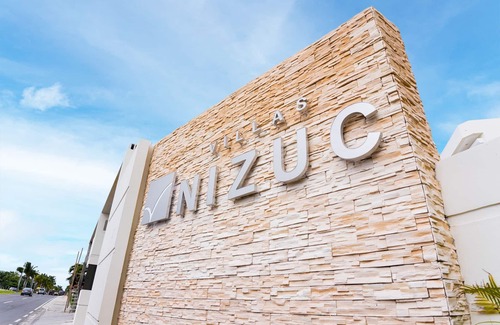 Zona Hotelera Villa | Luxury beachfront villa at Nizuc