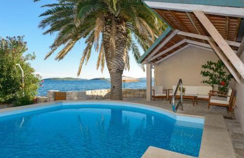 Orebic Villa | Luxury Beachfront Villa Mare with private pool at the beach Orebic - Peljesac
