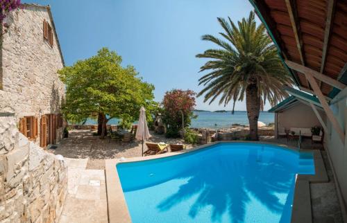 Orebic Villa | Luxury Beachfront Villa Mare with private pool at the beach Orebic - Peljesac