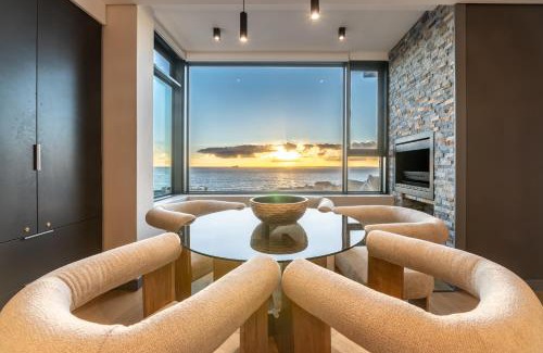 Bloubergstrand Apartment | Luxury Beachfront Penthouse, Blouberg- 3 Bedroom