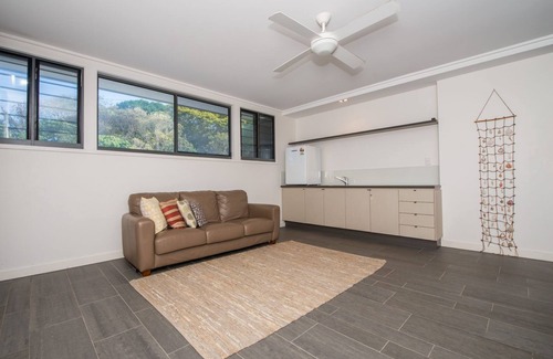 Point Lookout House | Luxury beachhouse with spectacular views over Frenchmans Beach.