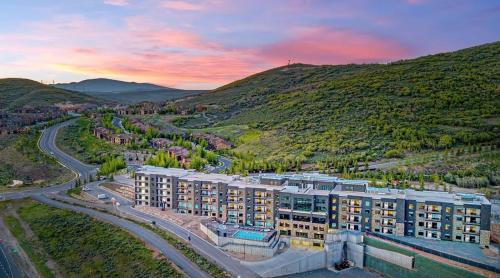Park City Apartment | Luxury Black Rock Resort Suite Unit A