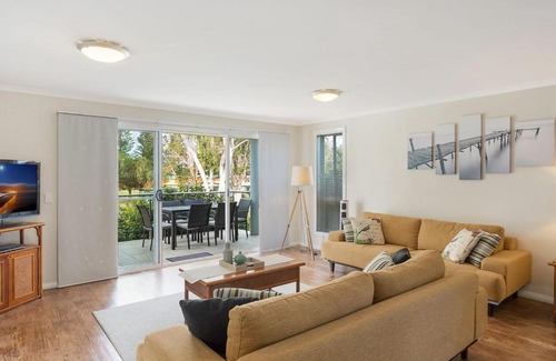 Narooma Apartment | Luxury Boardwalk Apartment Unit 7