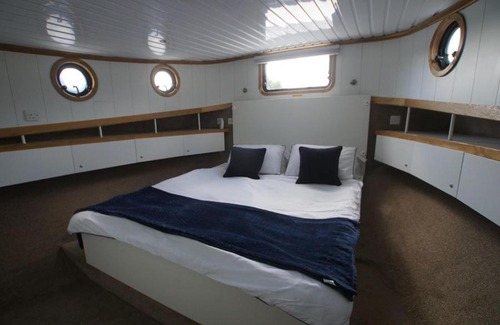 St. Pancras and Somers Town Other | Luxury boats and moorings Goods Way