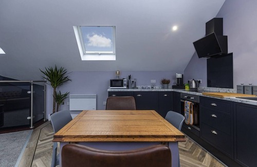 Wakefield Apartment | Luxury Boutique LOFT apartment in Wakefield