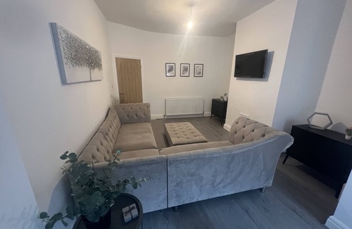 St Helens House | Luxury bungalow now available