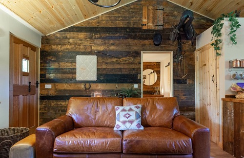 Felton Cabin | Luxury Cabin with Hot Tub