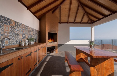 Estrela da Calheta Villa | Luxury Calheta Villa | Casa da Rosalina | 5 Bedrooms | Stunning Sea Views |.