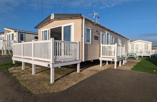 Weymouth Resort | Luxury Caravan Littlesea Haven Frontline Fleet Lagoon Views