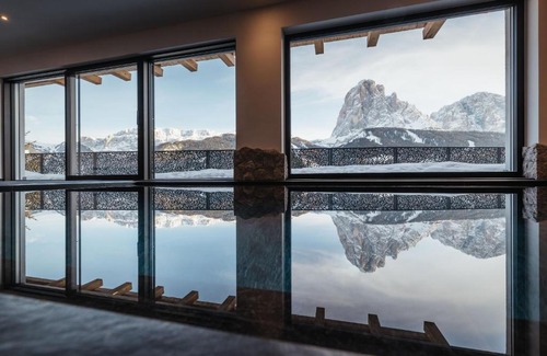 Santa Cristina Val Gardena Ski Chalet | Luxury Chalet Lefiro