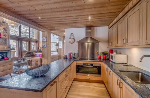 Les Brevieres Ski Chalet | Luxury Chalet ZANSKAR in Tignes - 180m², 6 Bedrooms, 6 Bathrooms, Jacuzzi