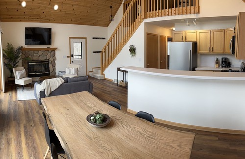Rome Ski Chalet | Luxury Chalet on the Pines Golf Course!