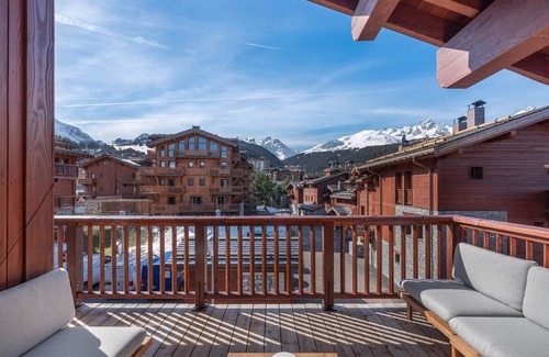 Courchevel Ski Chalet | Luxury Chalet with Indoor Jacuzzi, Near Slopes and Center