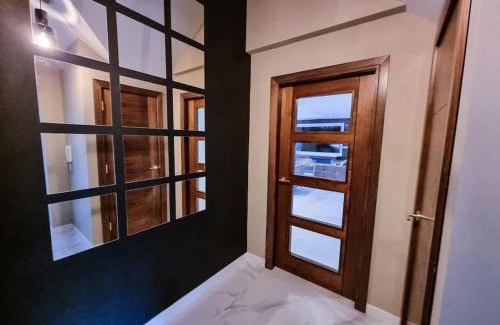 Wolverhampton Apartment | Luxury City Stay: 2-BR Penthouse