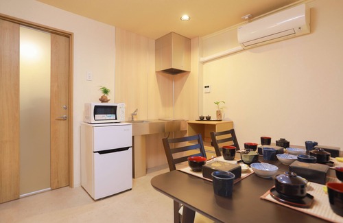 Dotonbori Apartment | Luxury Comfort bnb in Dotonbori