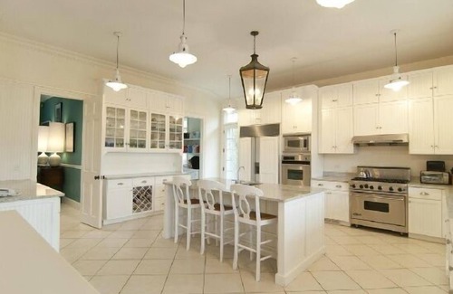 Village of East Hampton House | Luxury Compound - Tennis /pool/Guest House/walk to beach and town