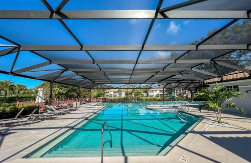 Calusa Bay North Apartment | Luxury Condo, 90-day MINIMUM STAY -LESS DECLINED!, Gated, 4 mi Vanderbilt Beach