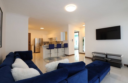 Eden Gardens Condo | luxury Condo at Kensington Gates