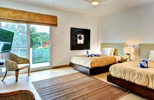 Gonzalo Guerrero Hotel | Luxury Condo Boutique