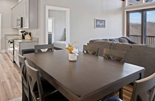 Sylva Condo | Luxury Condo, King Suite, Amazing View, Peace, and Hiking!