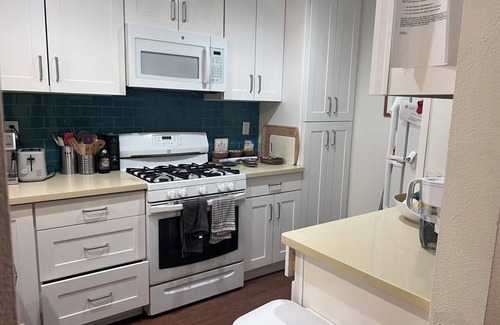 Pasadena Condo | Luxury condo near CalTech