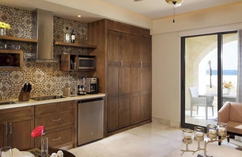 Los Cangrejos II y III Apartment | Luxury Condo Suite at Grand Solmar Pacific Dunes, with Golf Discounted Pass