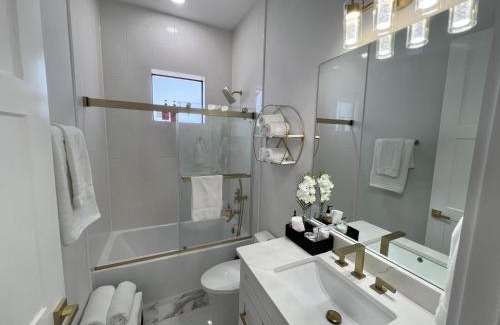 South Gulf Cove House | Luxury Corner