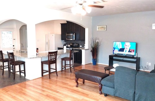 Barker House | Luxury corporate Townhome in the acclaimed Copperfield neighborhood in Houston.