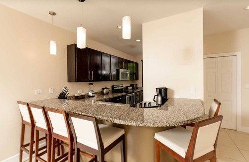Coco Condo | Luxury Costa Rican 3-bedroom condo with washer/dryer and fully equipped kitchen