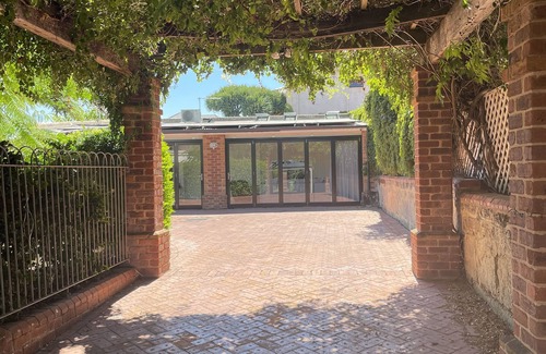 Bicton House | Luxury Cottage at the Manor on the River!