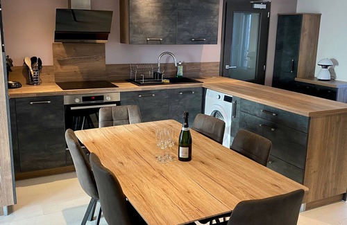 Plombieres-les-Bains Cottage | Luxury Countryside Cottage with Sauna, Spa & Electric Car Charging - Sleeps 5