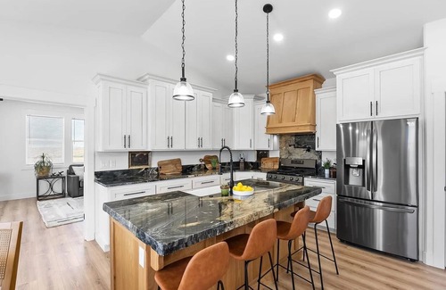 Springfield House | Luxury Country Escape – Idaho’s Hidden Gem on 6 Acres