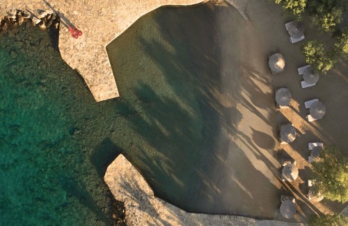 Agios Nikolaos Villa | Luxury Crete Hotel | Seafront Bungalow.