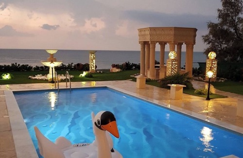 Ayia Marina Chrysochous House | Luxury Beachfront Villa with a Pool